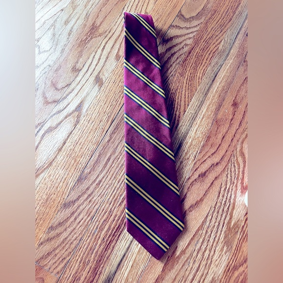 Brooks Brothers Other - Brooks Brothers - Silk Striped Tie